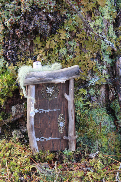 brown fairy door, product front, nova scotia, canada, fernwood fairy doors