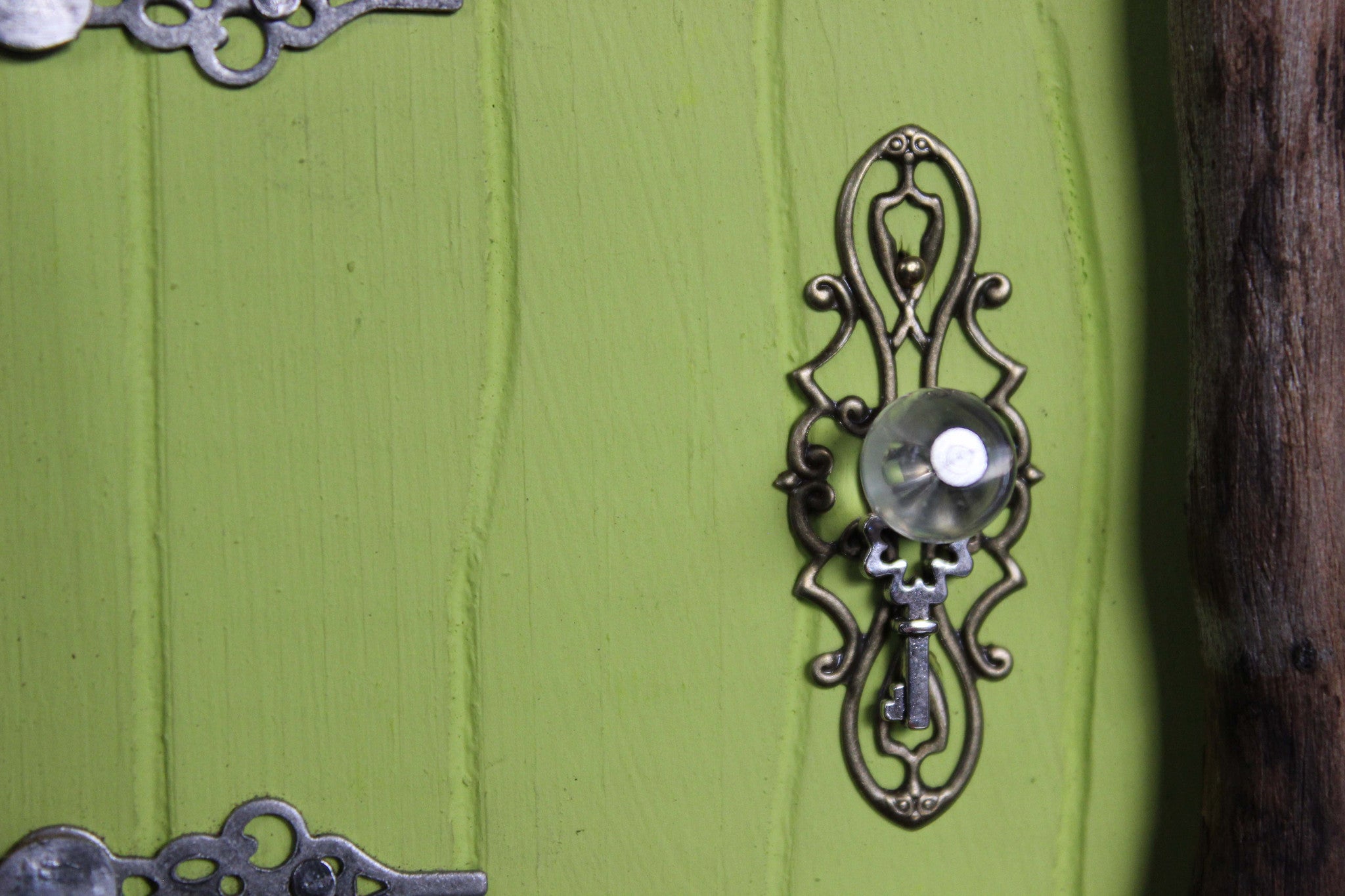 leaf lime fairy door, doorknob